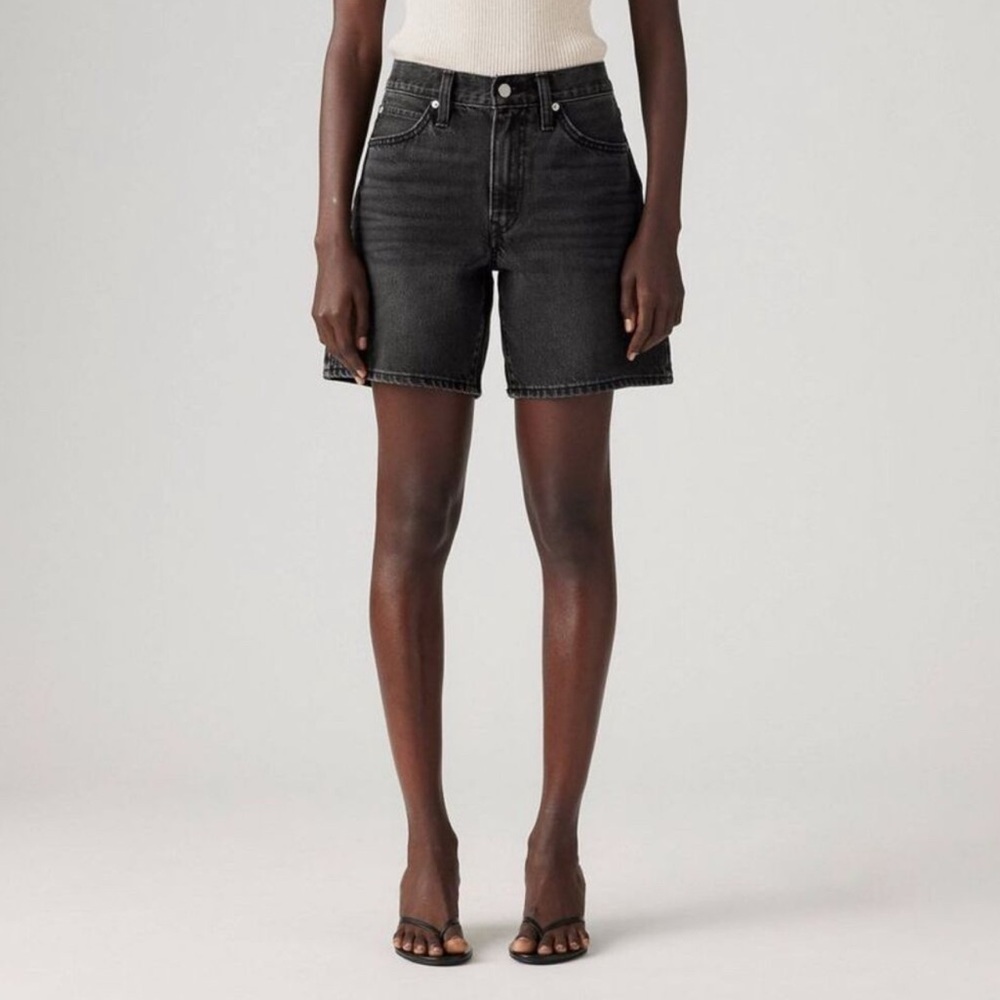 New Levi's  Women's '94 Baggy Shorts Size 28